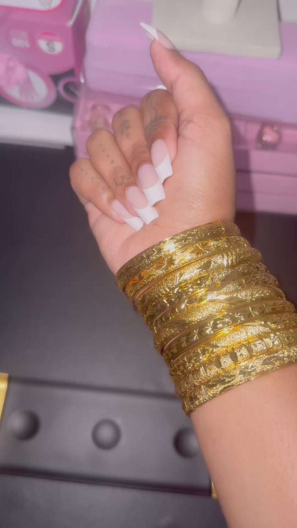 ⤷PRETTY AURA BANGLES ᯽